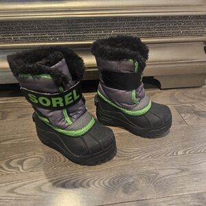 Toddler Sorel SNOW COMMANDER Boot Faux Fur Lined. Black Grey and Green, Size 7c
